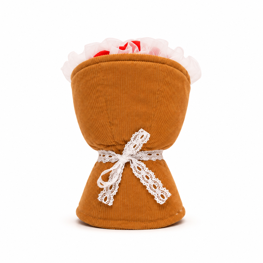 Transforming Flower Bouquet Doll – doll form detail